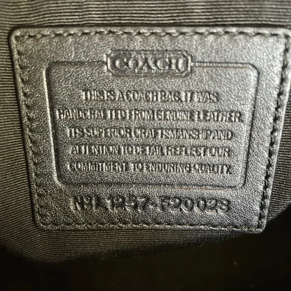Authentic Coach Handbag,No wallet.I purchased and never used the purse. - Picture 5 of 5